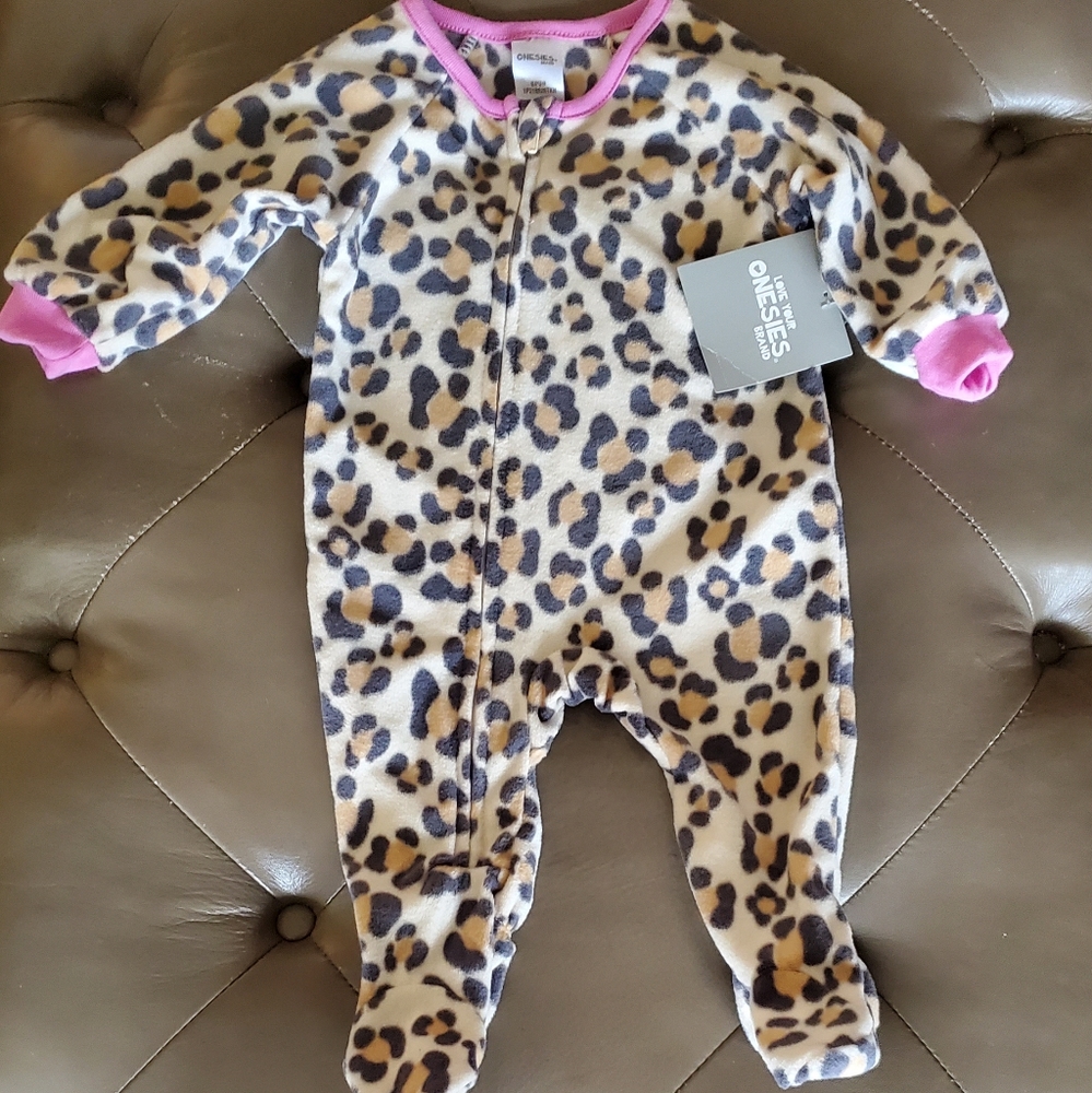 Gerber Onesies Brand Baby Girl 1 Piece Sleeper Size 3-6 Mos